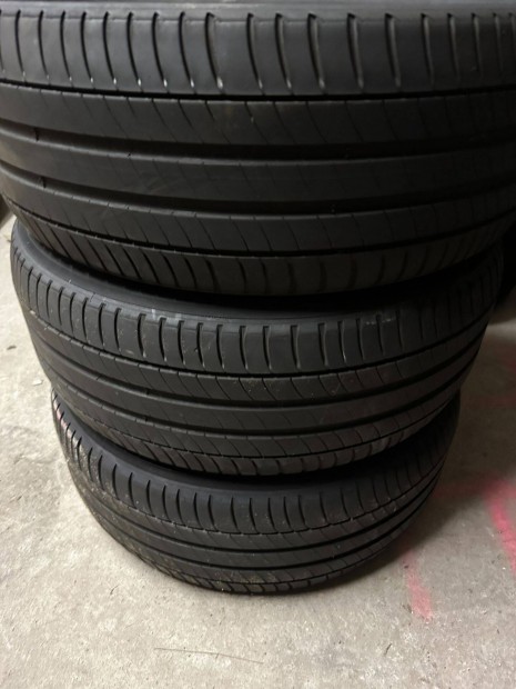 235/55R18 104Y Michelin nyri abroncs [3db]